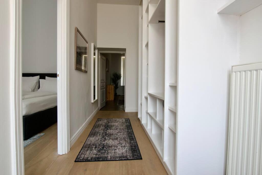 Premium Apartment By Hi5- Anker Apartment 부다페스트 외부 사진